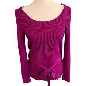 United States sweater company size medium self belted sweater fuchsia scoop neck